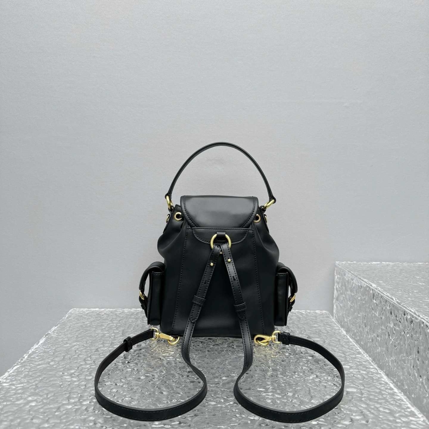 MOMO- 7iu7iu 5BZ042_2CRW_F0002_V_OOO high quality version 25ss cowhide item:E-B664G2077