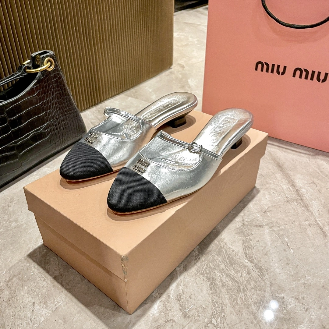 7iu7iu 5I077E_3LOE_F0Q07_F_025 Heel height： 3CM item:DT-X234G1121