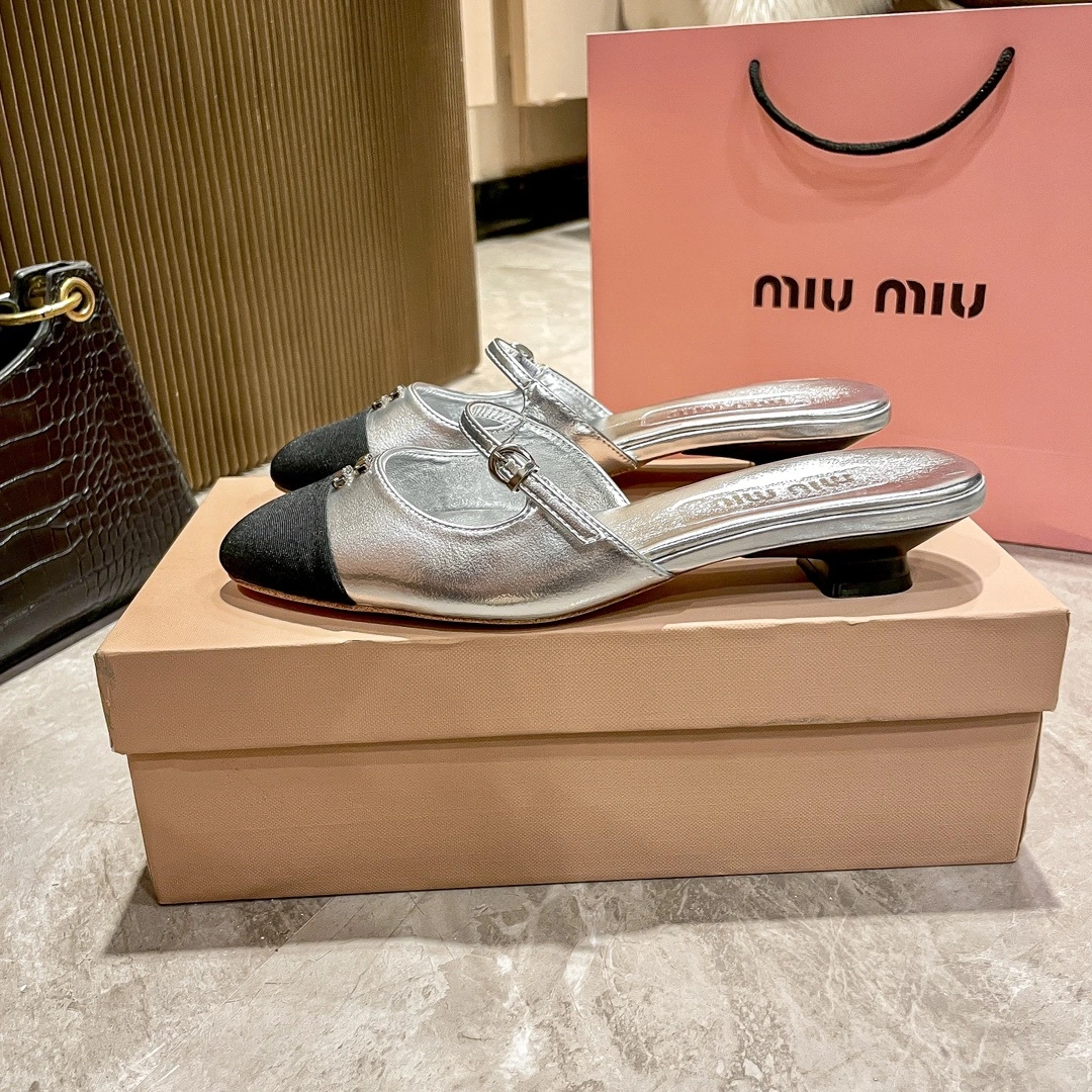 7iu7iu 5I077E_3LOE_F0Q07_F_025 Heel height： 3CM item:DT-X234G1121