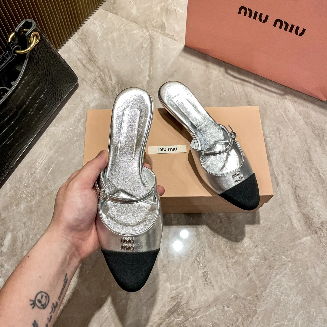 7iu7iu 5I077E_3LOE_F0Q07_F_025 Heel height： 3CM item:DT-X234G1121
