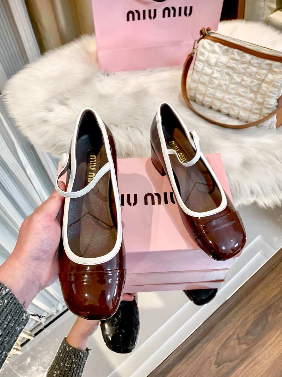 7iu7iu 5I435E_06E_F0SWS_F_A035 Heel height：4CM item:ET-X234E0706W