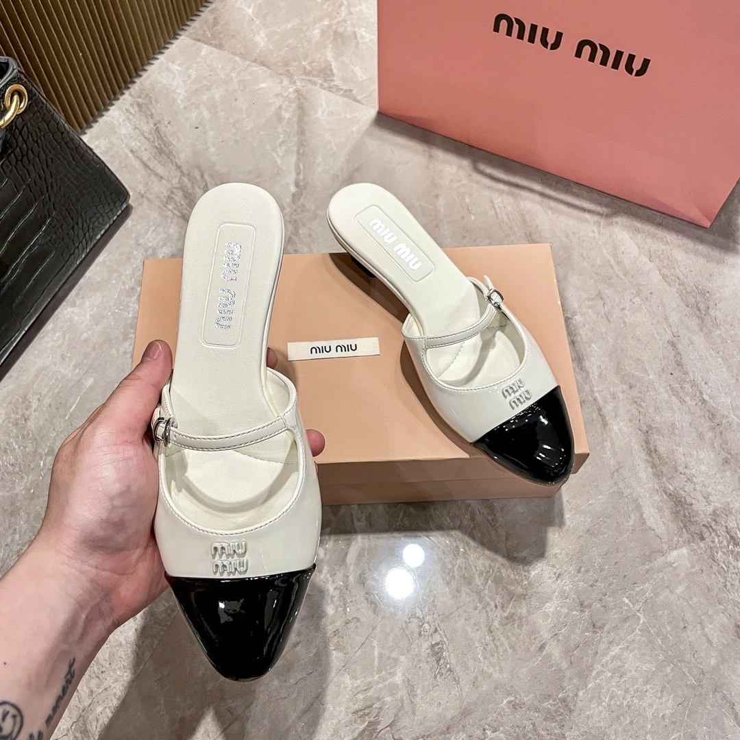 7iu7iu Heel height： 3CM item:DT-X234G1122