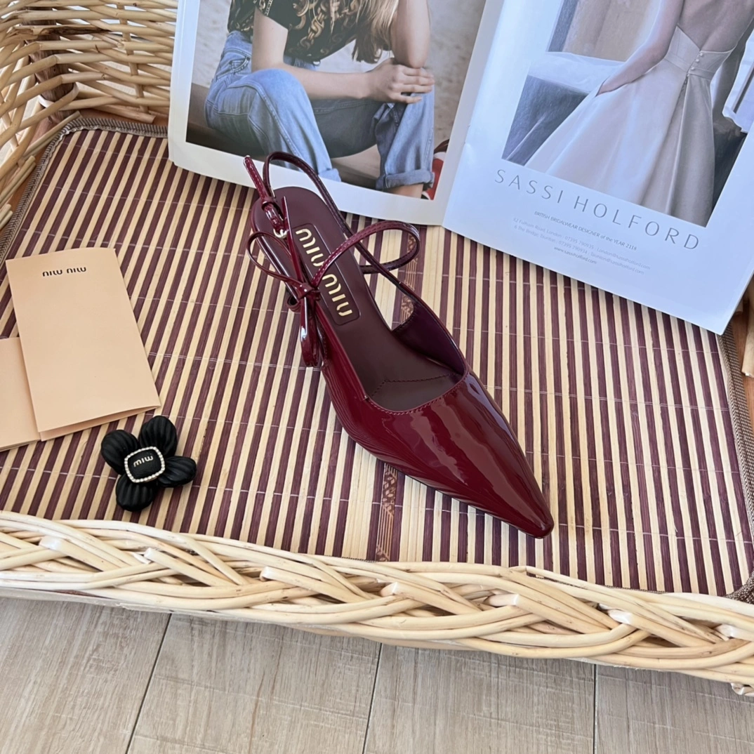 &7iu7iu Heel height： 5CM item:DT-X234G1120