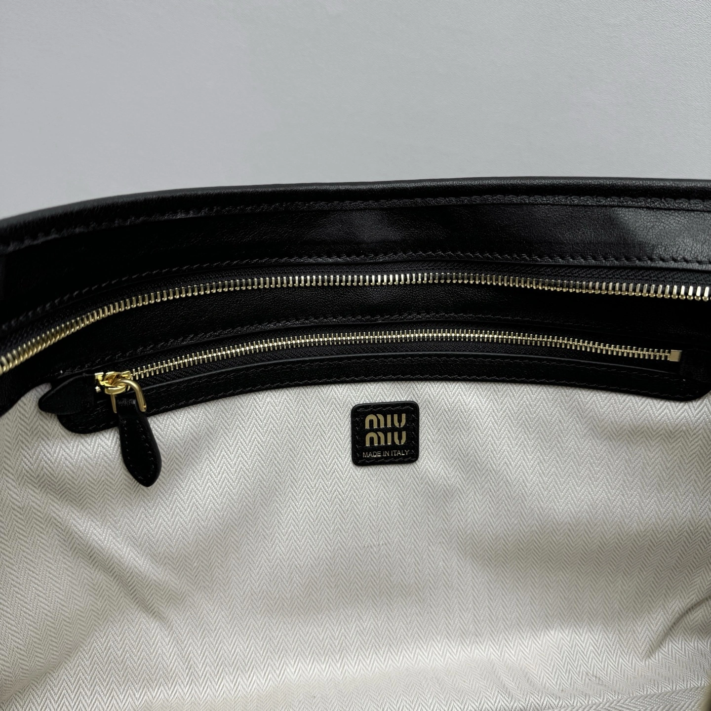 MOMO- 7iu7iu 5BC181_2BBL_F0002_V_OOO high quality version Aventure 25ss sheephide item:E-B664G2023