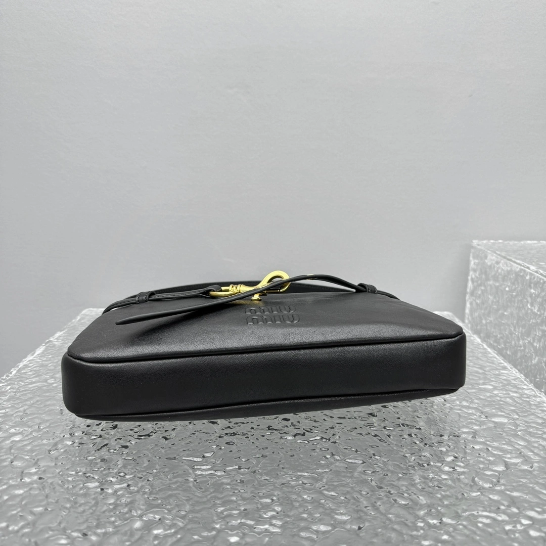 MOMO- 7iu7iu 5BC182_2BBL_F0002_V_OOO high quality version Aventure 25ss sheephide item:E-B664G2022