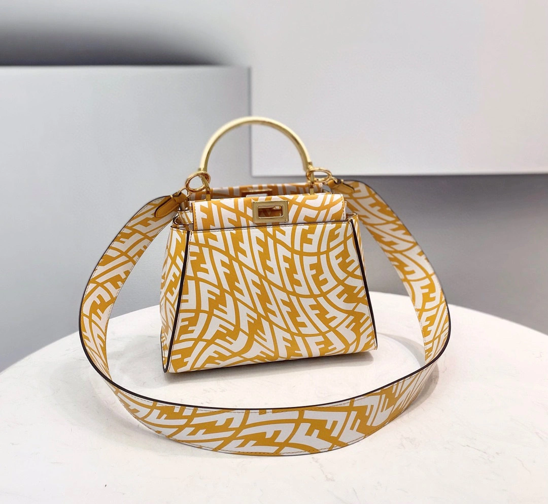 8382 PEEKABOO ICONIC item:B-B000B2442