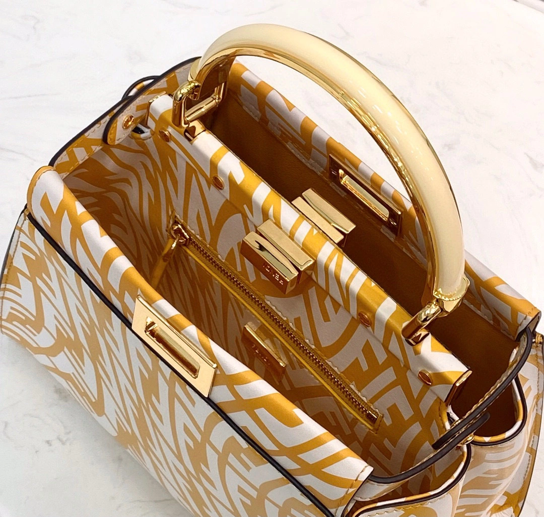 8382 PEEKABOO ICONIC item:B-B000B2442