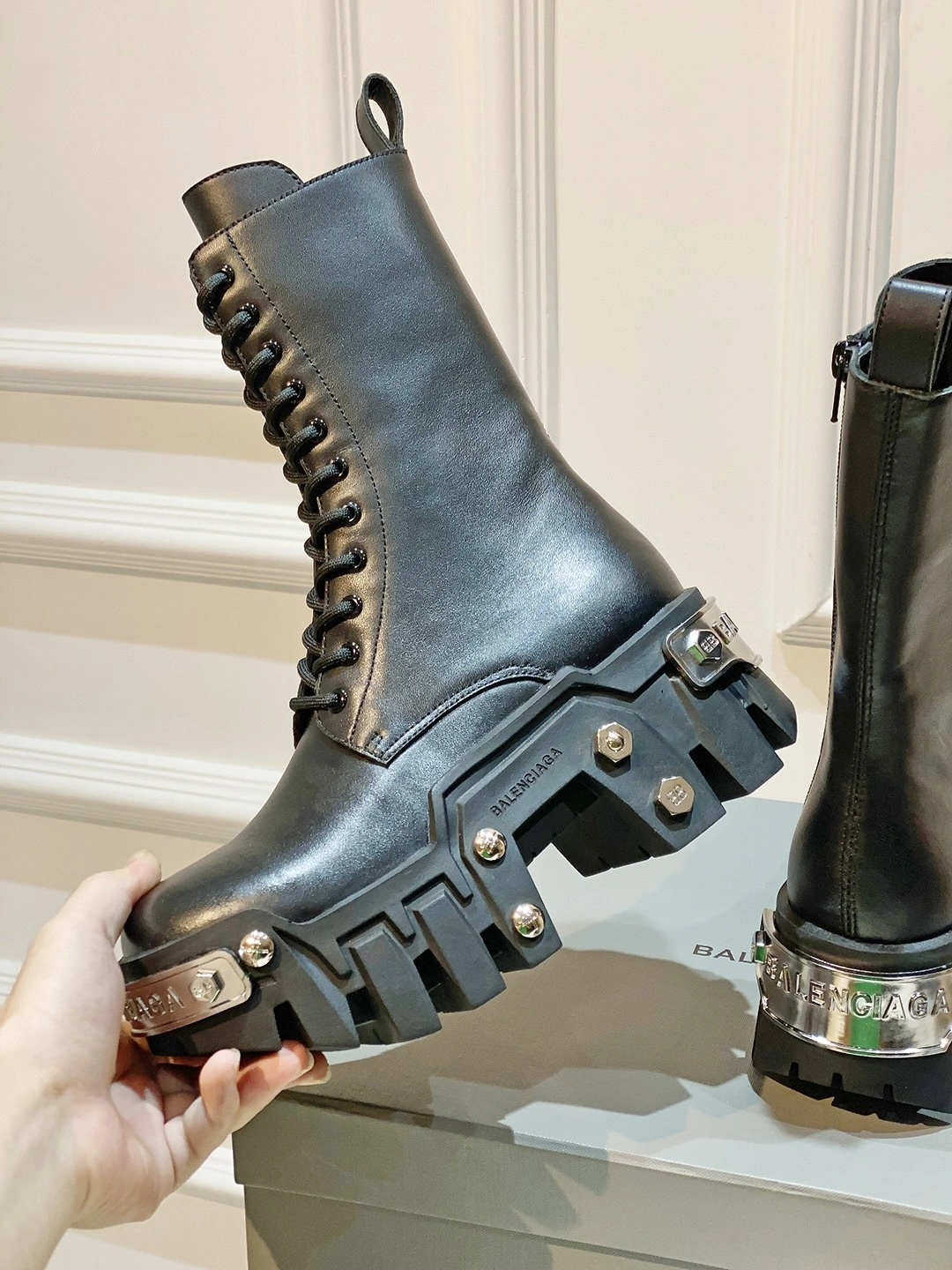 OOBB-- 218593i161 671554WBCQ11081 672502WBCQ11091 Heel height： 7CM cowhide item:D-X000H2915
