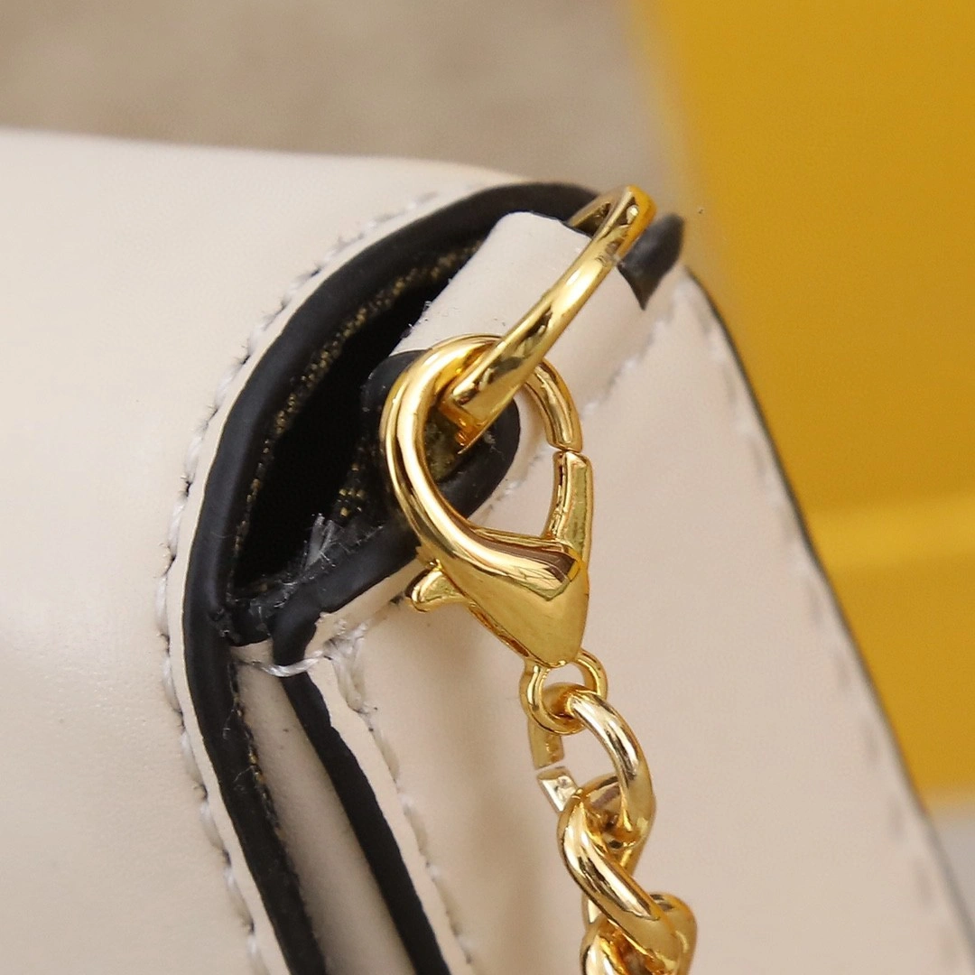8BS032 cowhide baguette item : BT-B225C1813