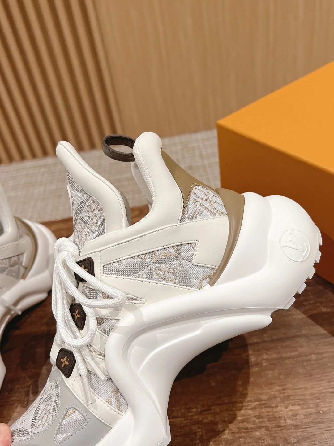 8V 1AAIX1 cowhide Thick soles：5CM item:ET-X234G1128