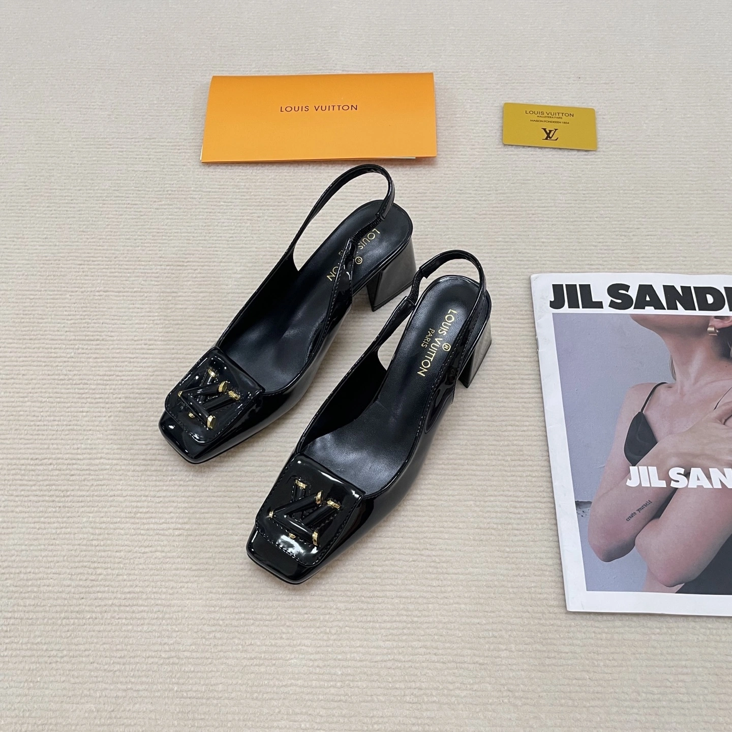 8V 1AB0TN Heel height：5CM item:ET-X234E0764W