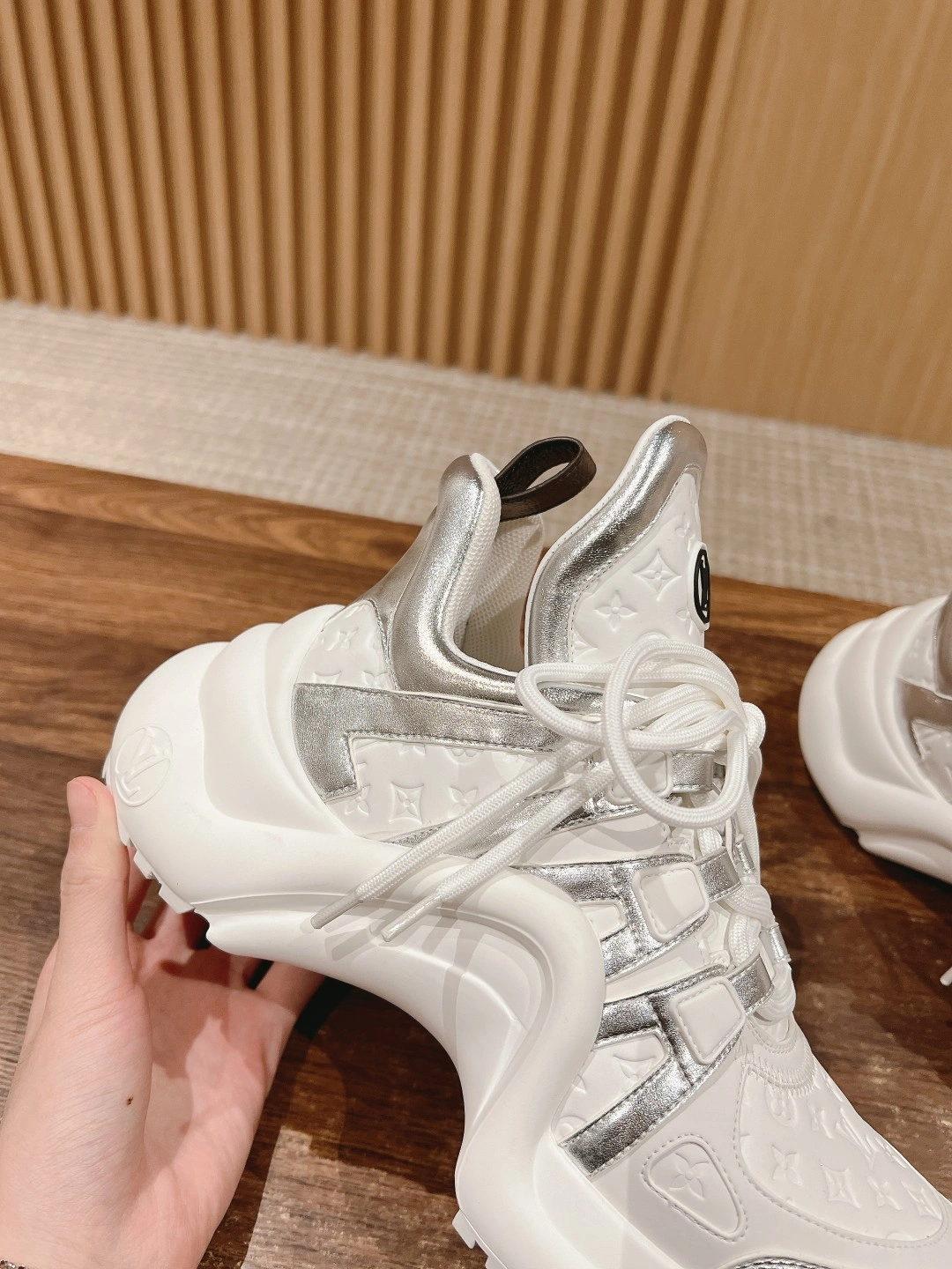 8V 1ABVFL cowhide Thick soles：5CM item:ET-X234G1126
