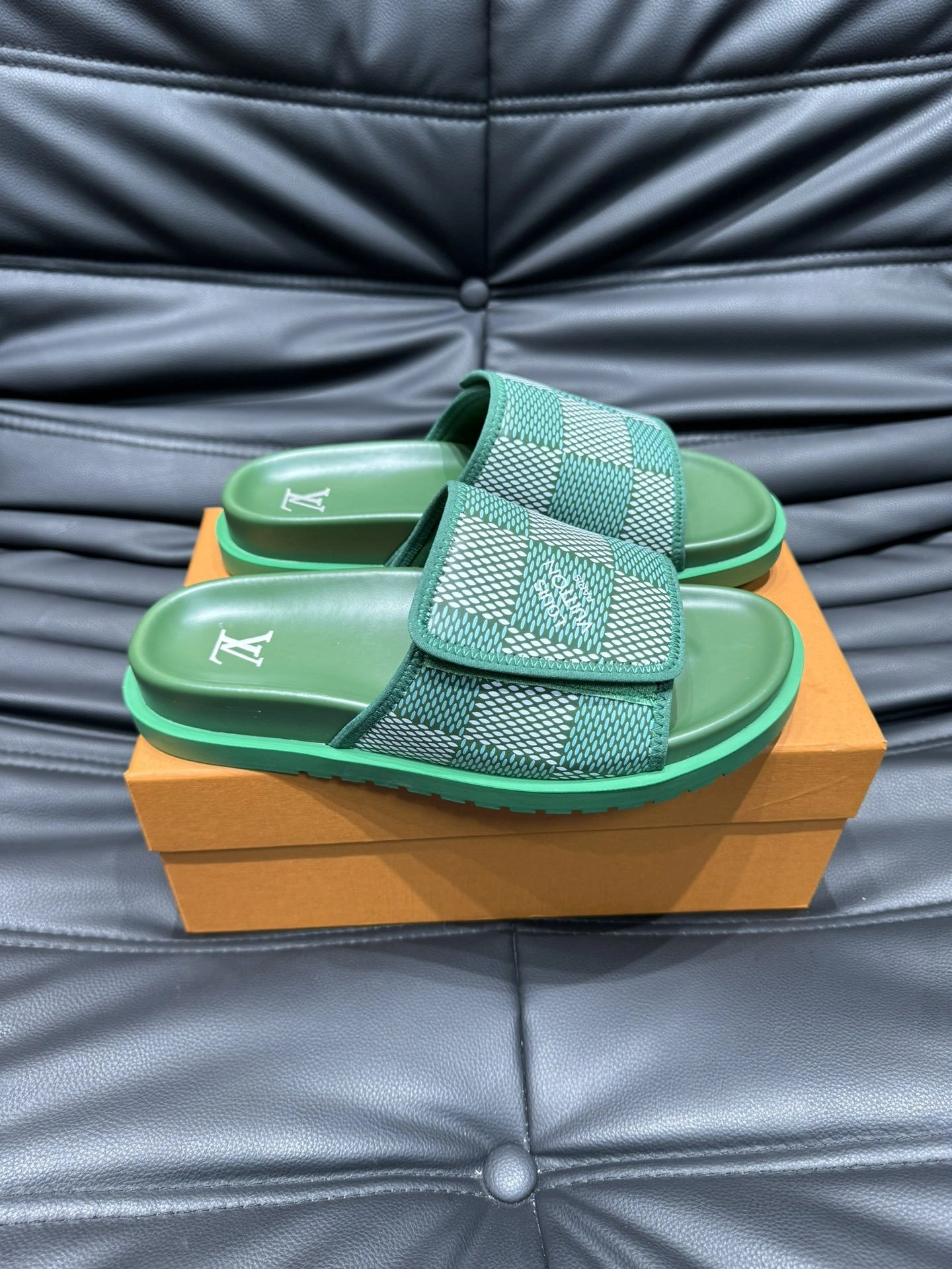 8V 1ACR2W item:DT-X000G1301S