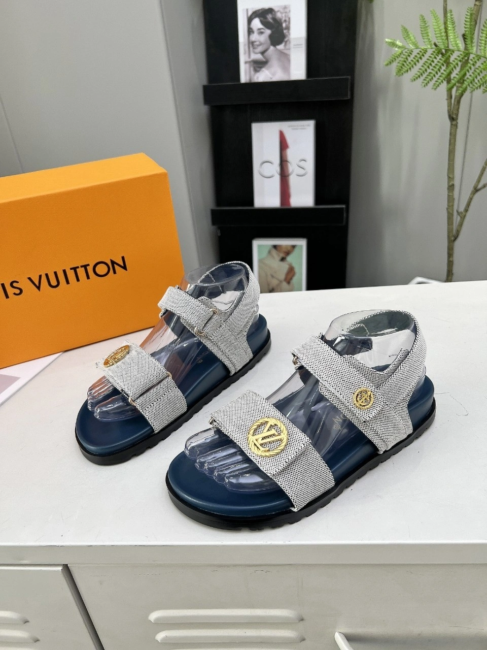 8V 1ACS58 Calfskin sheepskin Waterproof：4CM item:DT-X000I0302