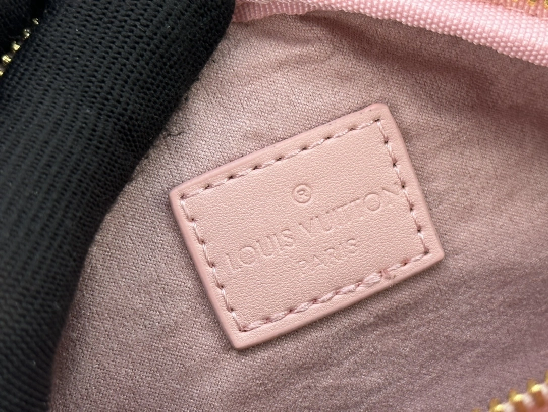 8V M11300 Mini Bumbag Gradient cowhide item:DT-B000J0806