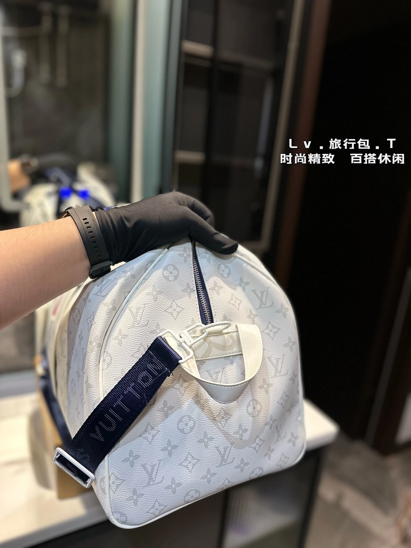 8V M11687 keepall item:ET-B000A1701