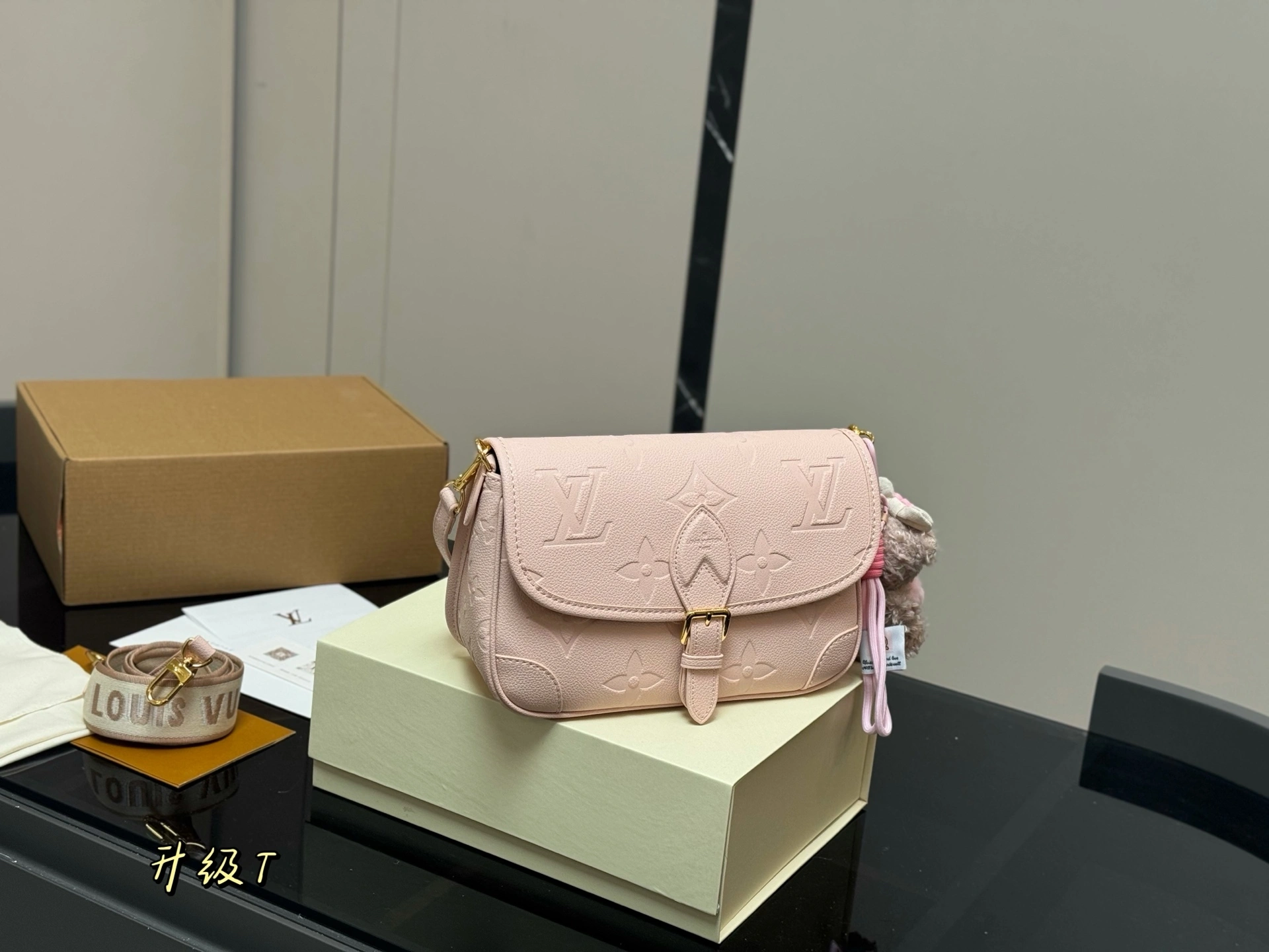 8V M13231 item:ET-B234G3025