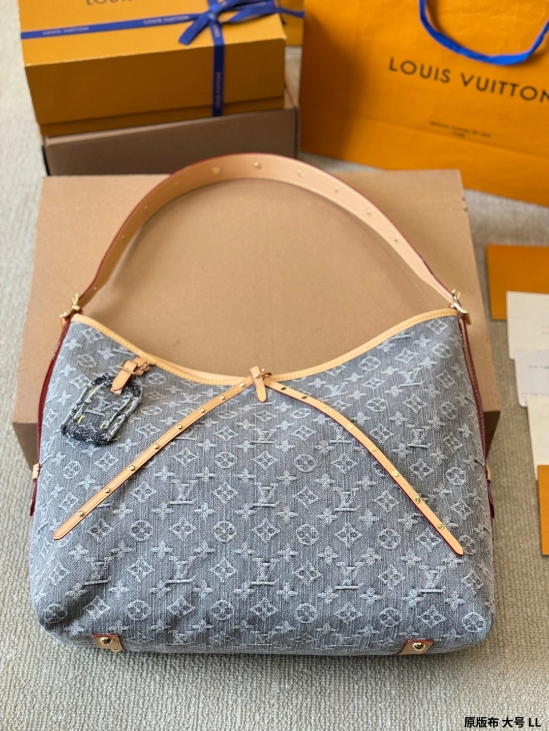 8V M13289 Carryall item:ET-B258D1203