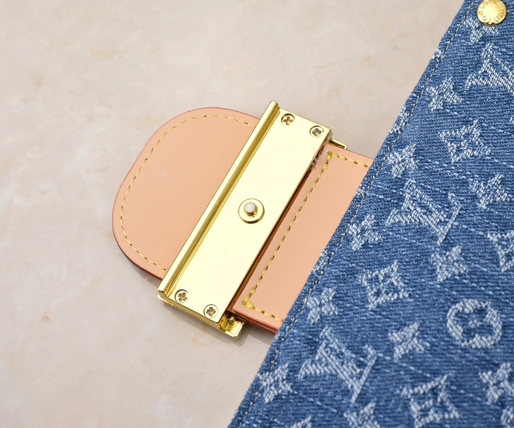 8V M13319 Dauphine Soft cowhide item:ET-B000I2101
