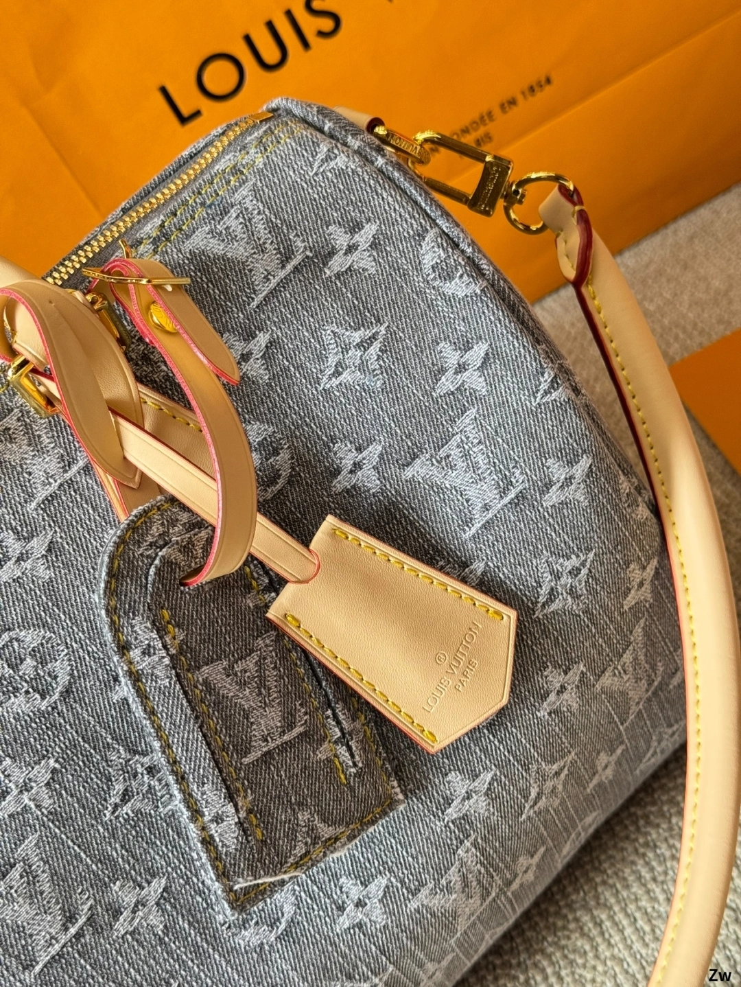 8V M13344 Speedy item:ET-B258D1202