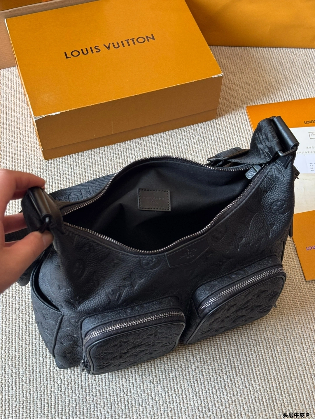 8V M14778 Shadow Hobo Cargo cowhide item:ET-B101G1308