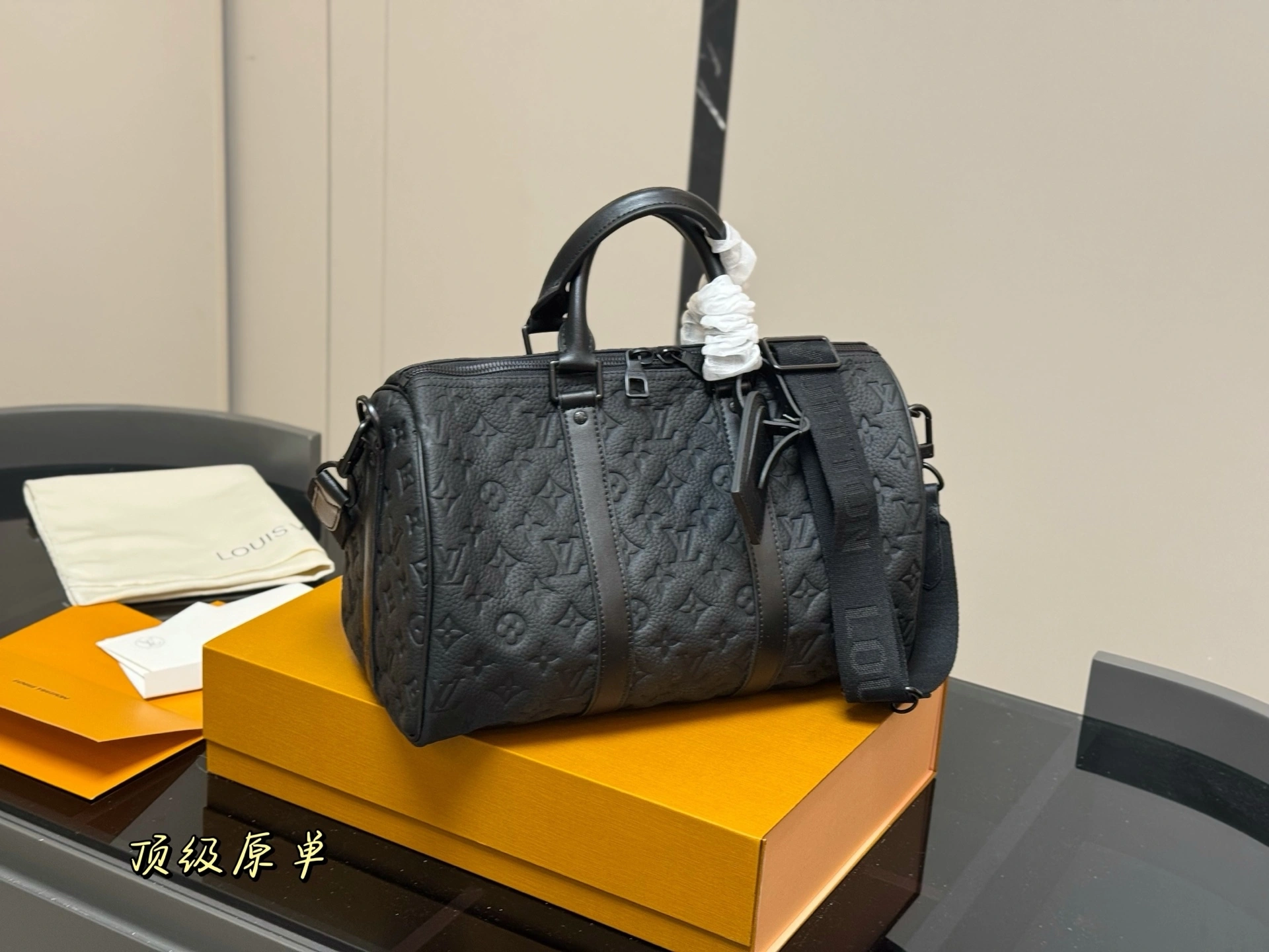 8V M22765 keepall cowhide item:ET-B234G3019