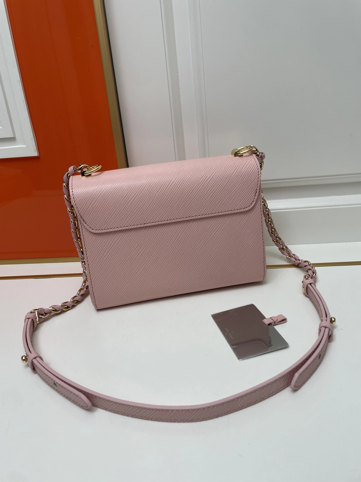 8V M23377 Twist cowhide item:ET-B225C0502