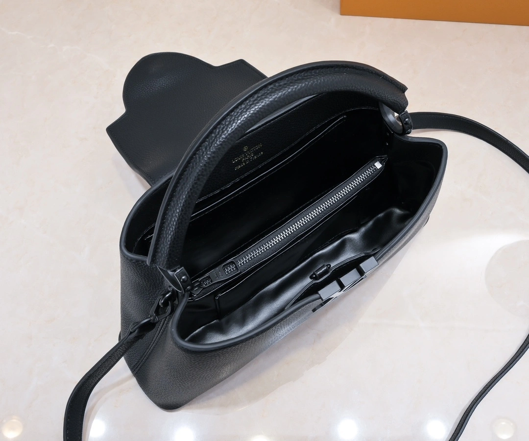 &8V M23947 cowhide Capucines BB item:DT-B225E2604