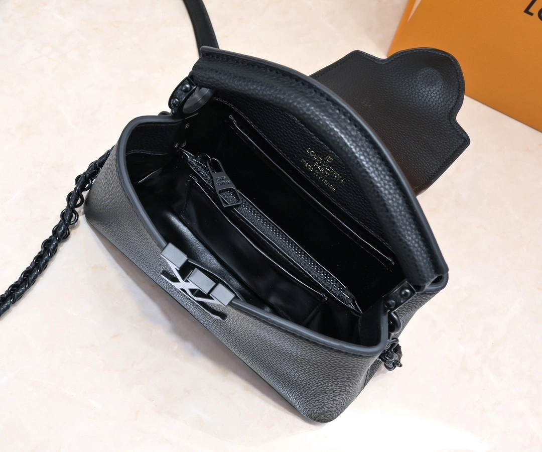 8V M23955 cowhide Capucines BB item:DT-B225E2603