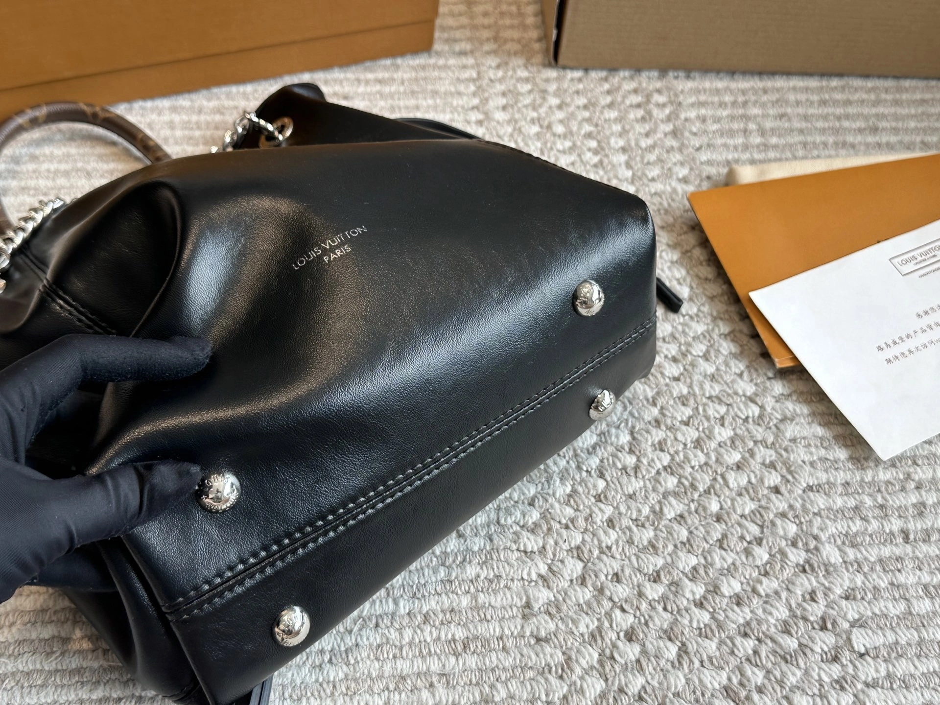 8V M25522 sheepskin item:ET-B101I2112