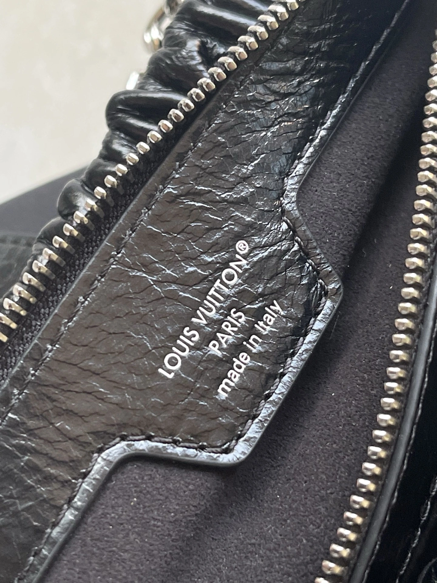 MOMO-- 8V M27822 high quality version Pochette Sling 2026Cruise cowhide item:F-B574A0916