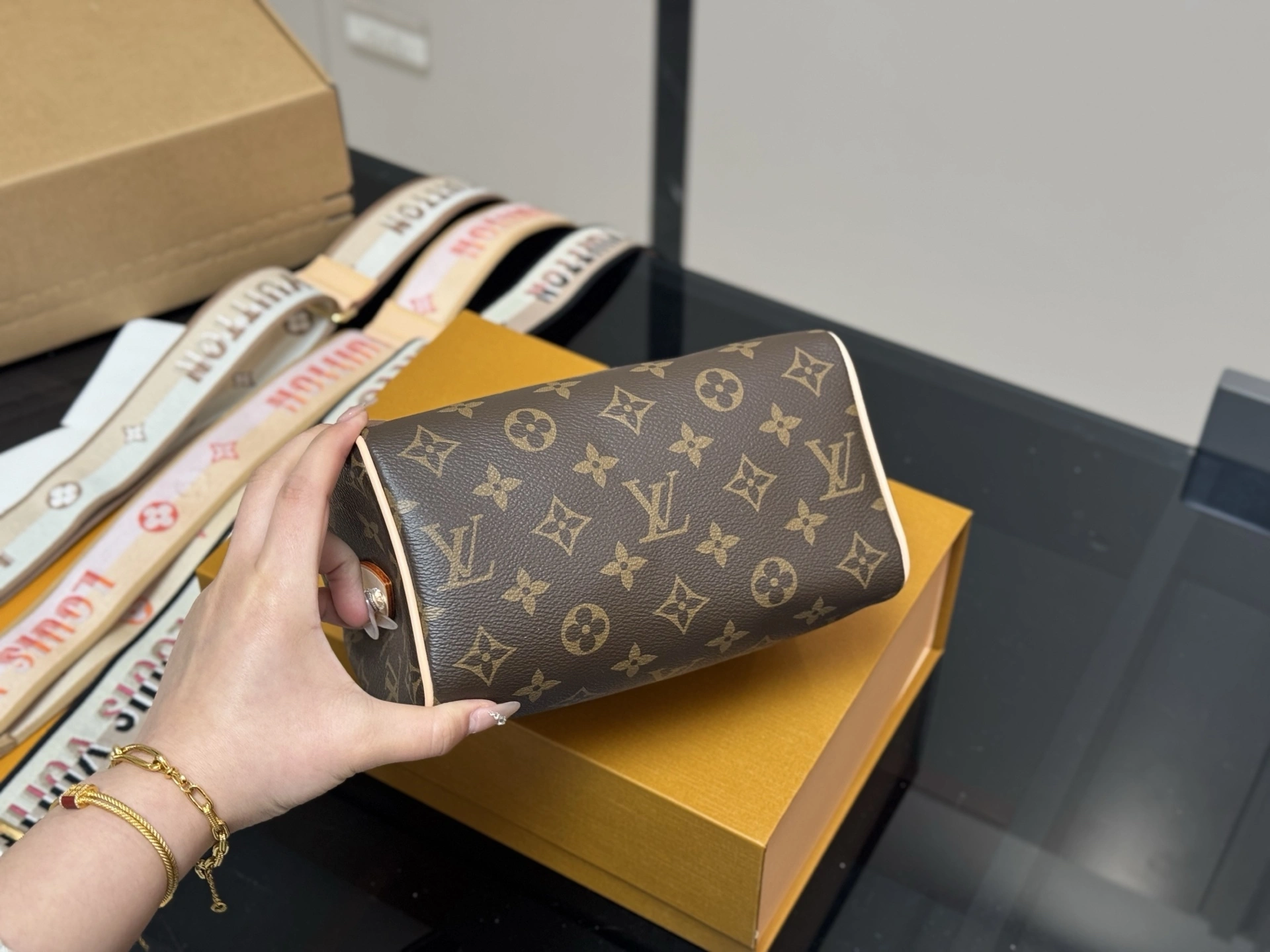 8V M46222 SPEEDY20 item:ET-B234G3001