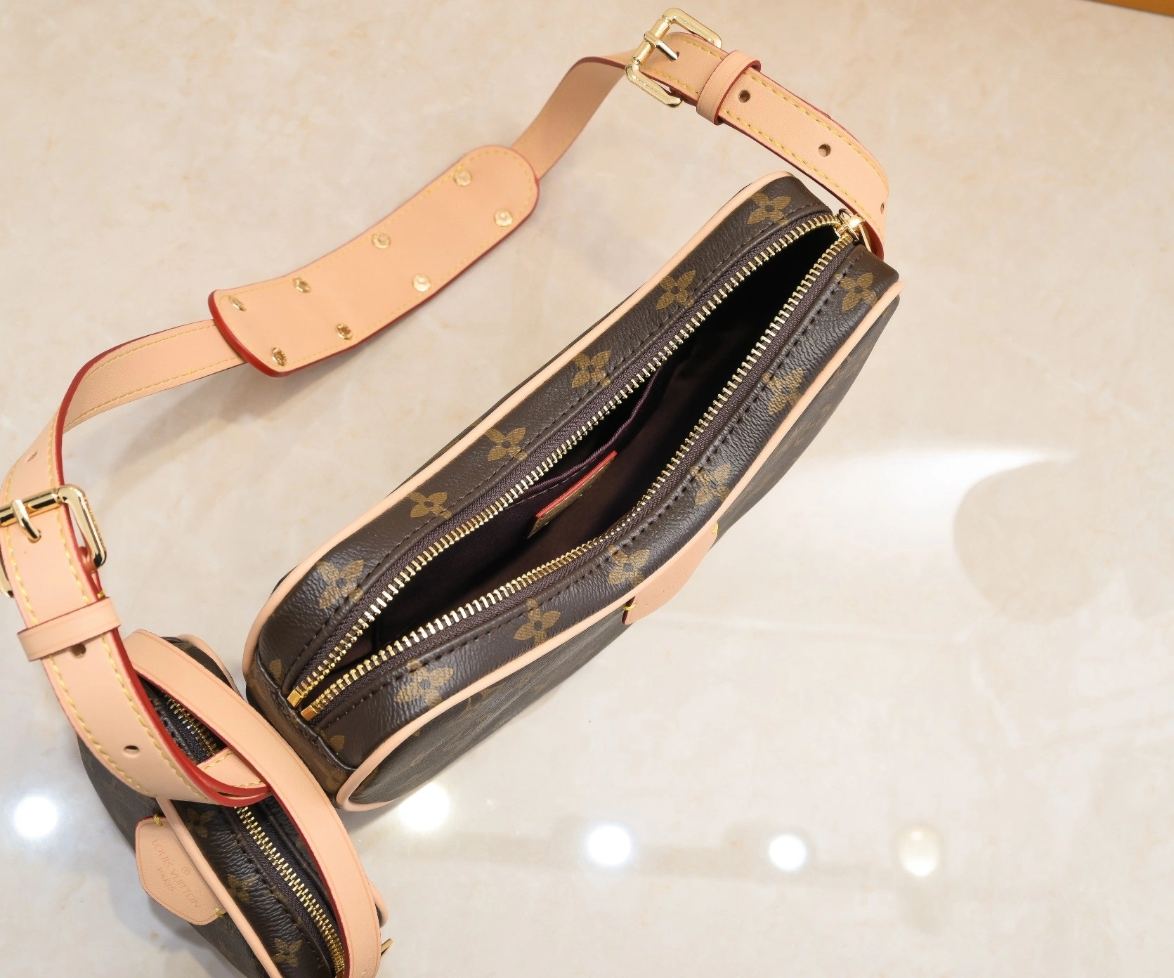 8V M46828 cowhide item:DT-B225E2623