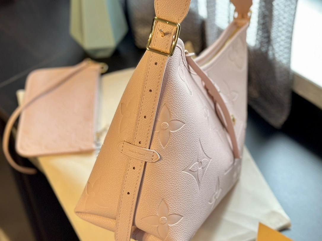 8V M47082 carryall cowhide item:DT-B000G3135