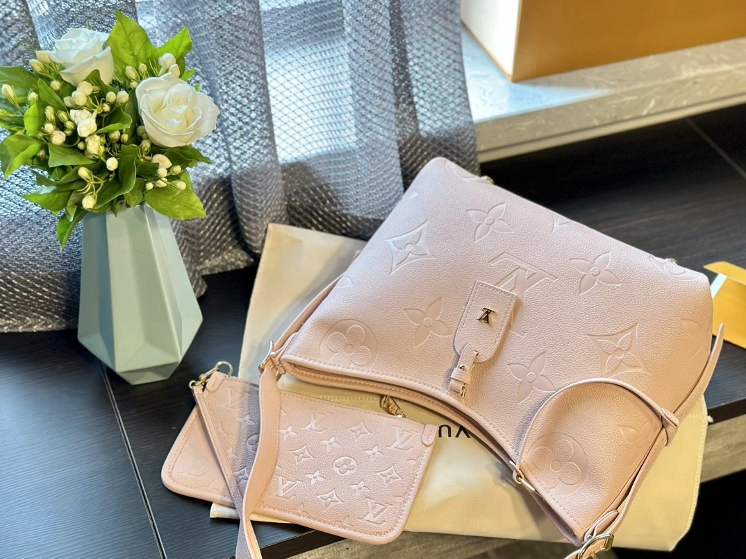 8V M47082 carryall cowhide item:DT-B000G3135