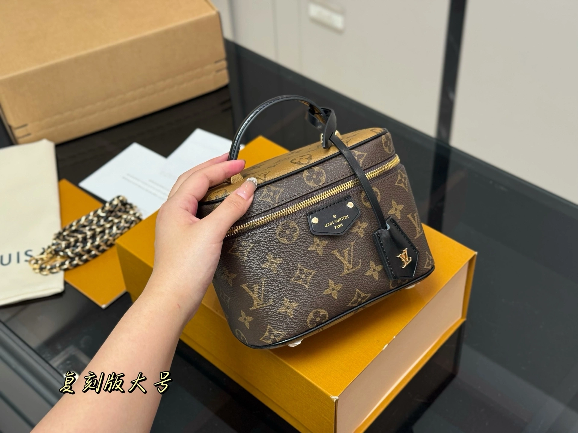 8V M47128 nice vanity item:ET-B264I2416