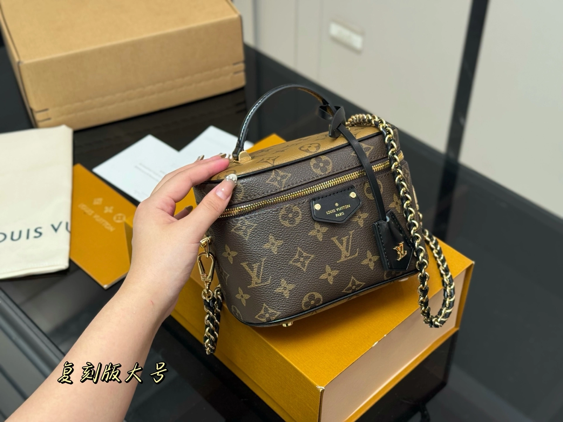 8V M47128 nice vanity item:ET-B264I2416