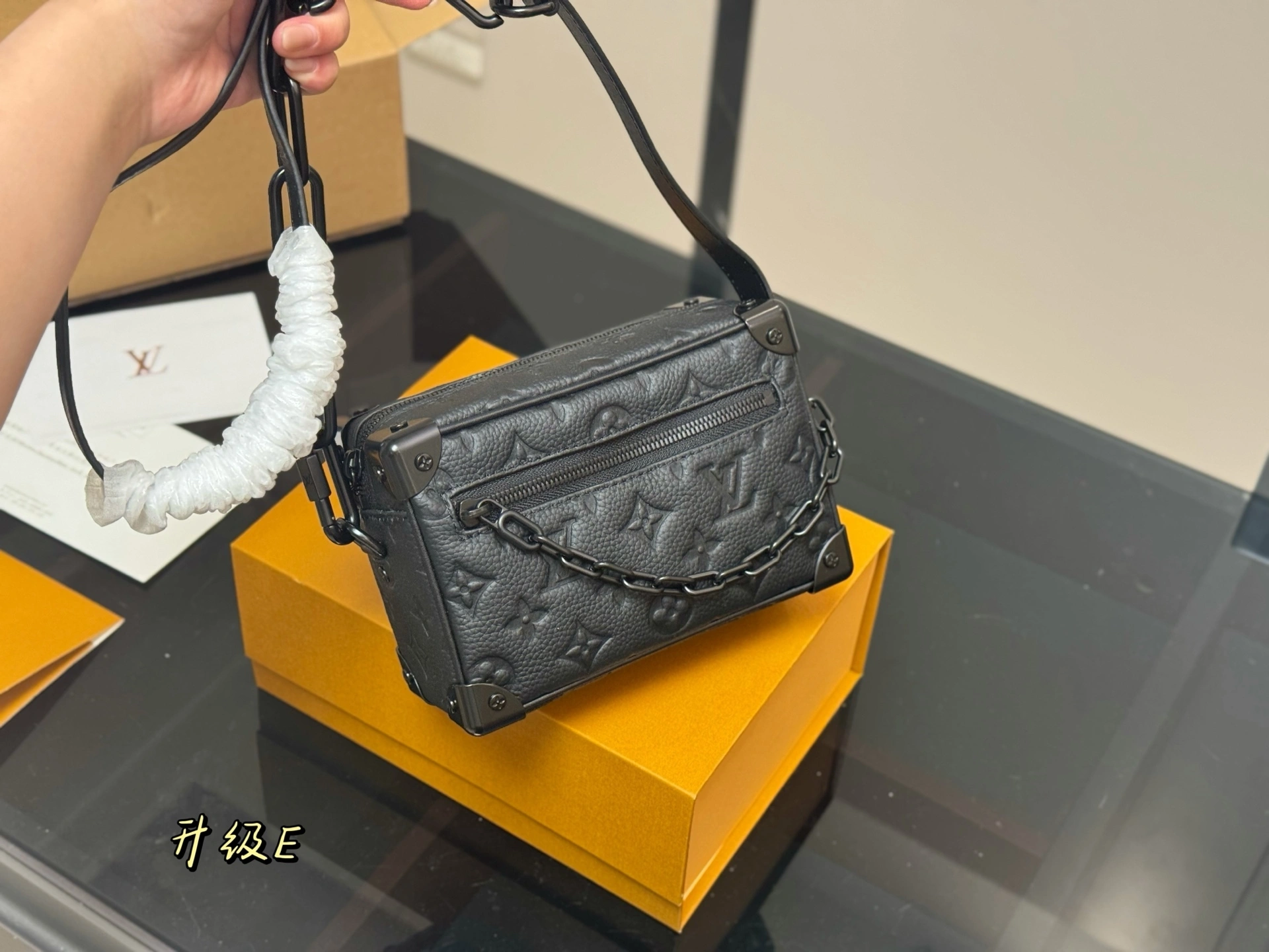 8V M55702 item:ET-B234G3015