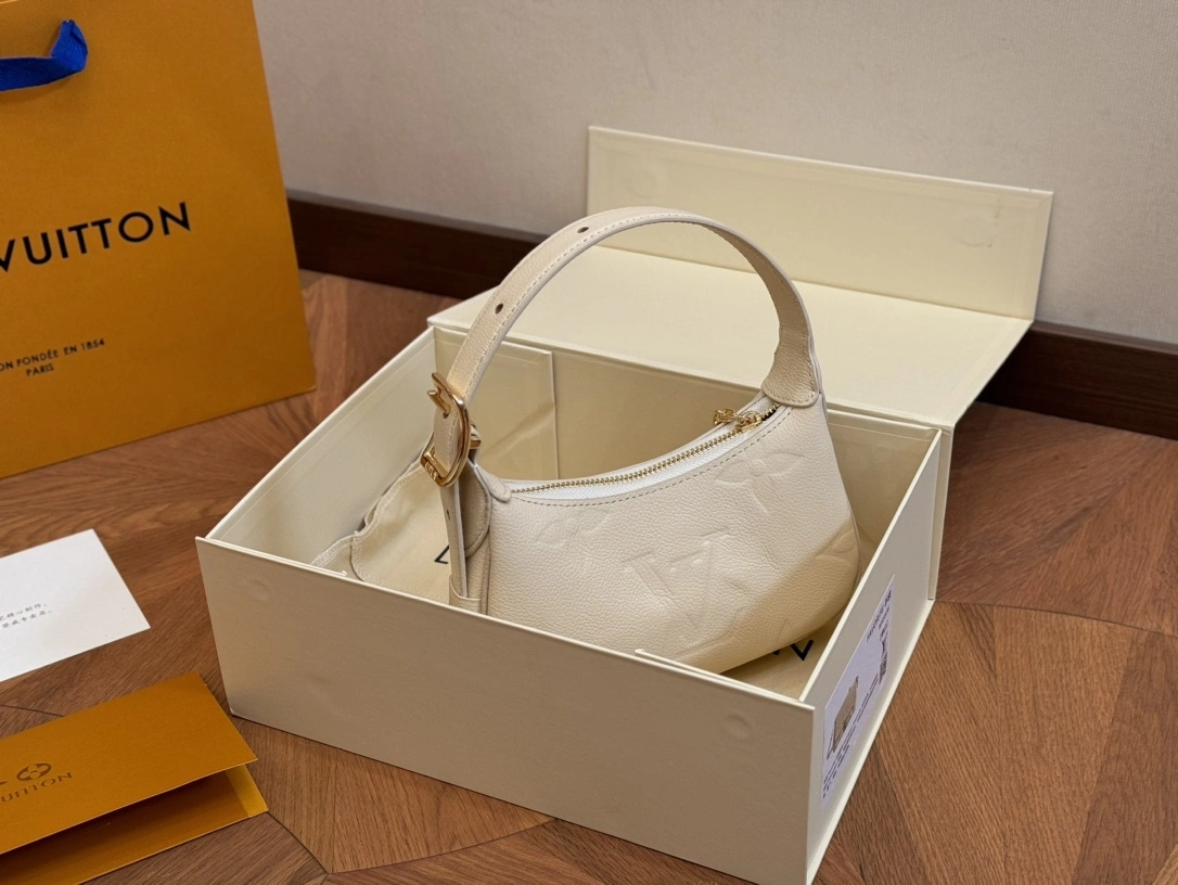 8V M82519 mini moon item:DT-B264H0152
