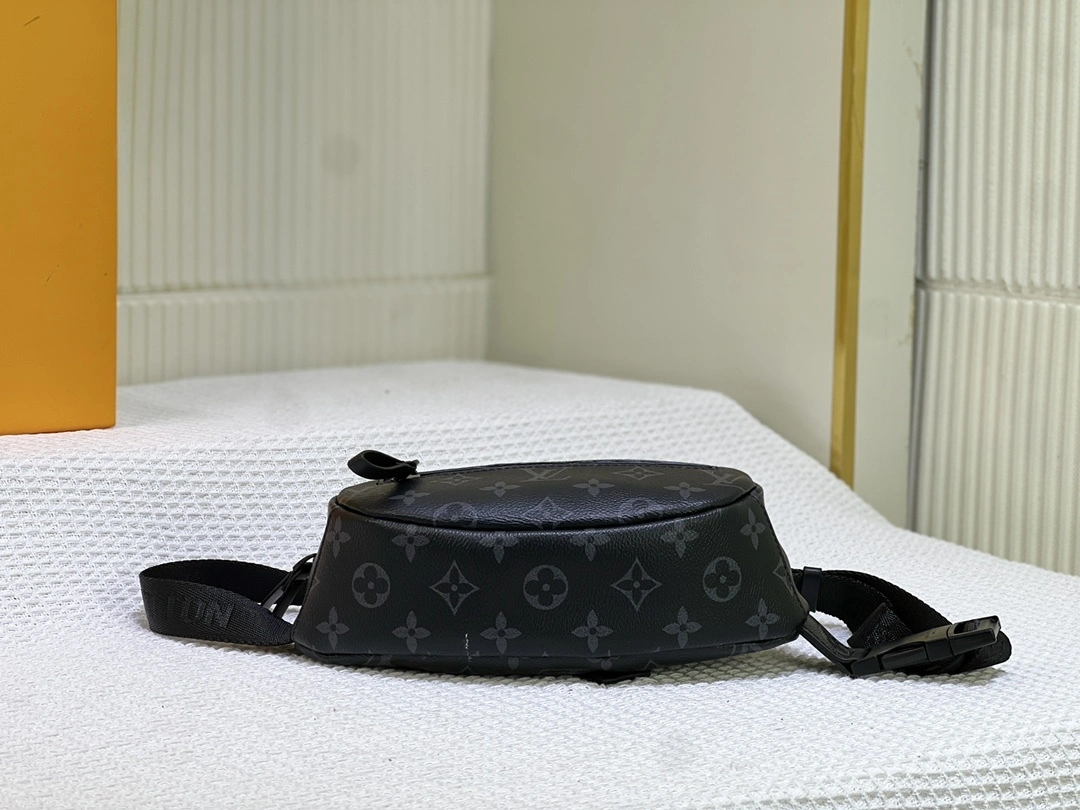 8V M82777 item:ET-B225A1708