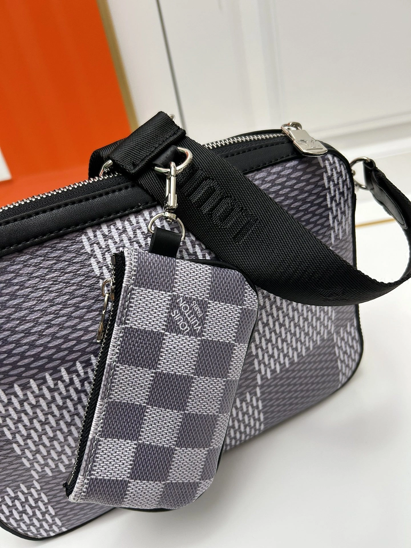 8V N50017 Monogram Eclipse Monogram Eclipse Reverse item:DT-B225E2005