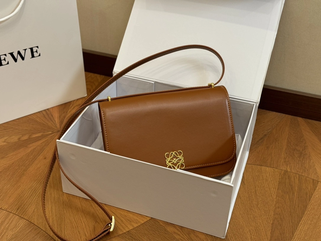 8o5w5 A896N01X03-2530 cowhide item:DT-B264H0140