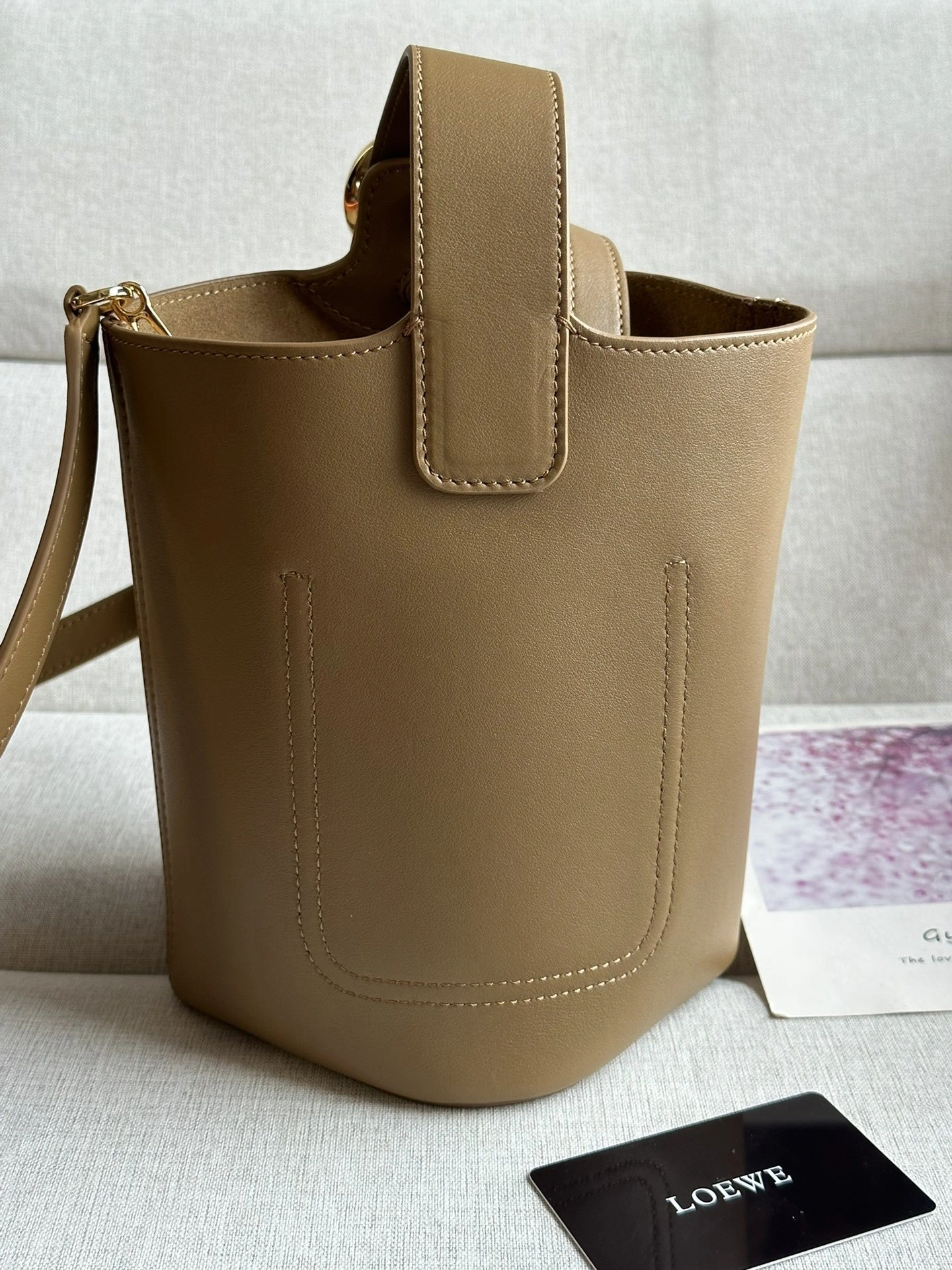 MOMO-- 8o5w5 AANBBBMX01-3980 high quality version Pebble Bucket cowhide item:E-B000E0404