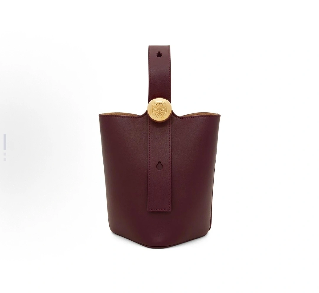 MOMO-- 8o5w5 AANBBBMX01-7240 high quality version cowhide Pebble Bucket item:E-B050I0515