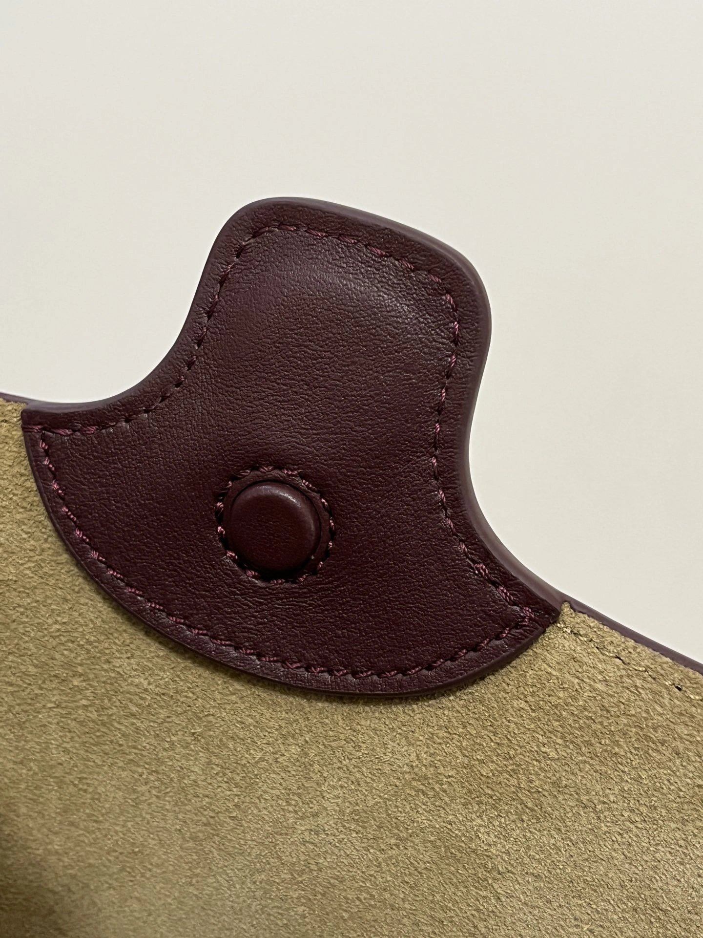 MOMO-- 8o5w5 AANBBBMX01-7240 high quality version cowhide Pebble Bucket item:E-B050I0515