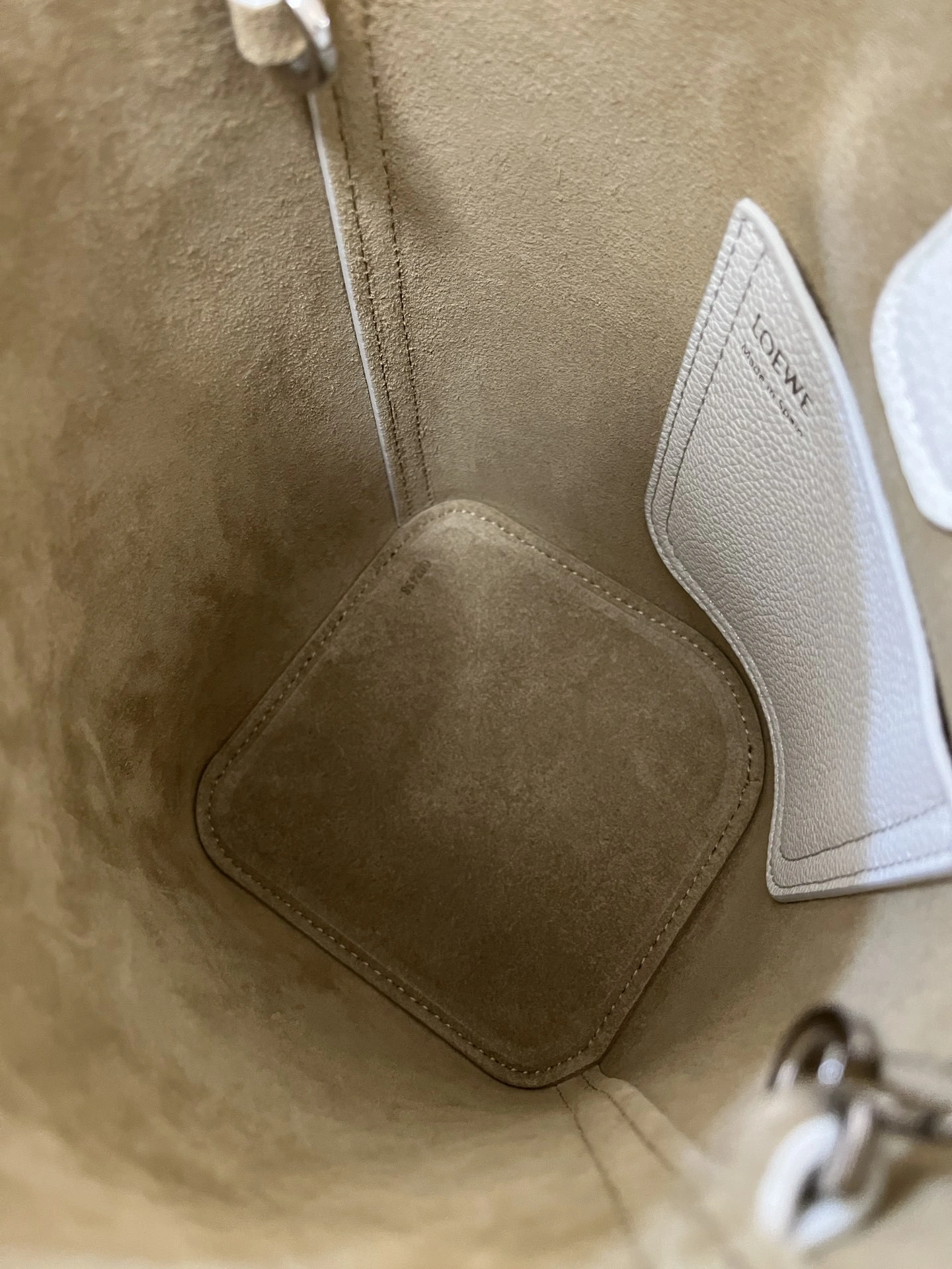 MOMO-- 8o5w5 AANBBBMX02-9567 high quality version cowhide Pebble Bucket item:E-B050I0514