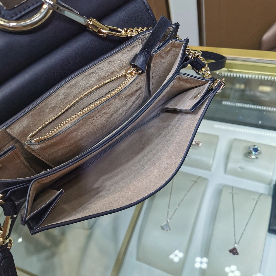 9300 Faye item:B-B075B1115