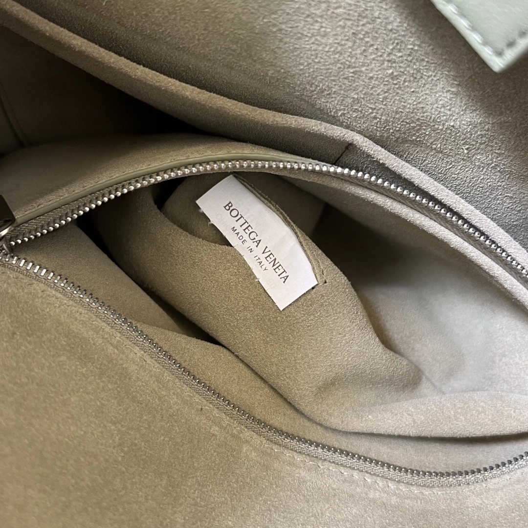 MOMO- V595t1 765391VCRL22983 high quality version Sardine Hobo sheepskin item:E-B063A0830