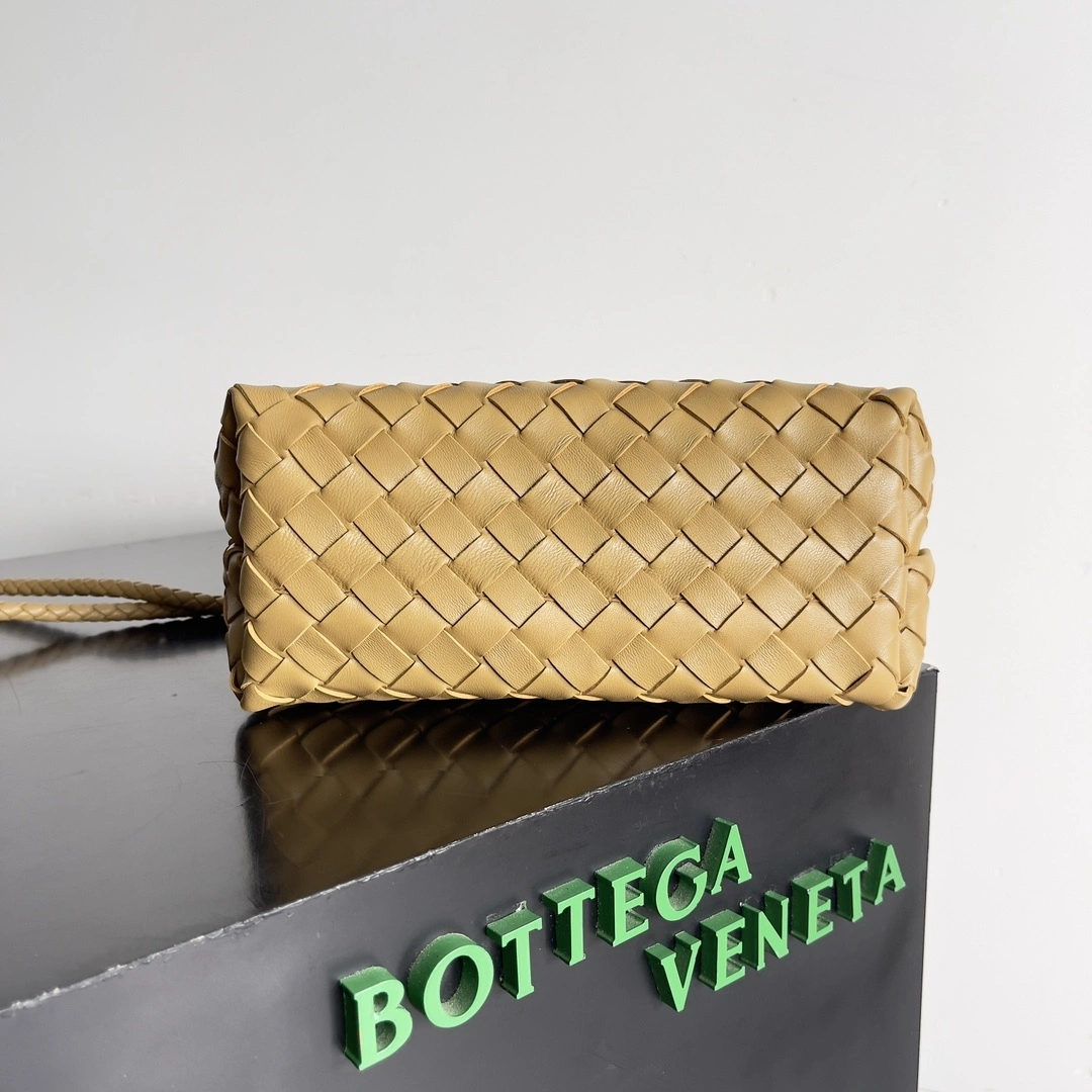 MOMO-- V595t1 766014VCPP19892 high quality version Andiamo Woven handbag item:D-B063I2999H