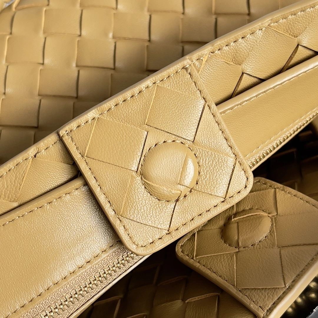 MOMO-- V595t1 766014VCPP19892 high quality version Andiamo Woven handbag item:D-B063I2999H